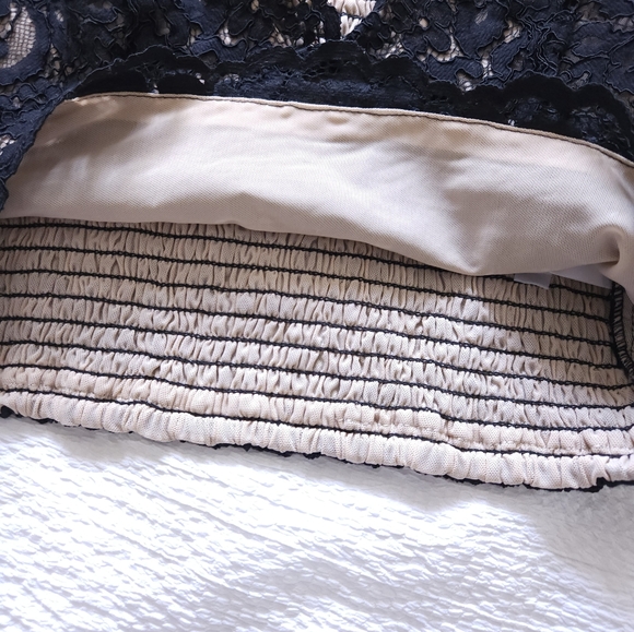 Black Nude Lace Crop Top - Spaghetti Straps, Cinched Back - NWT - Picture 3 of 6